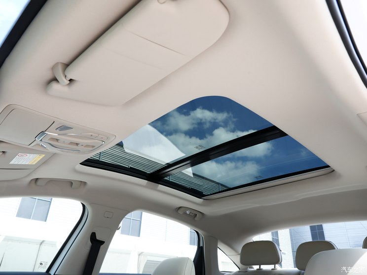 上汽集团 荣威D7 2023款 EV 610km 后驱旗舰版 上汽集团 荣威D7 2023款 EV 610km 后驱旗舰版