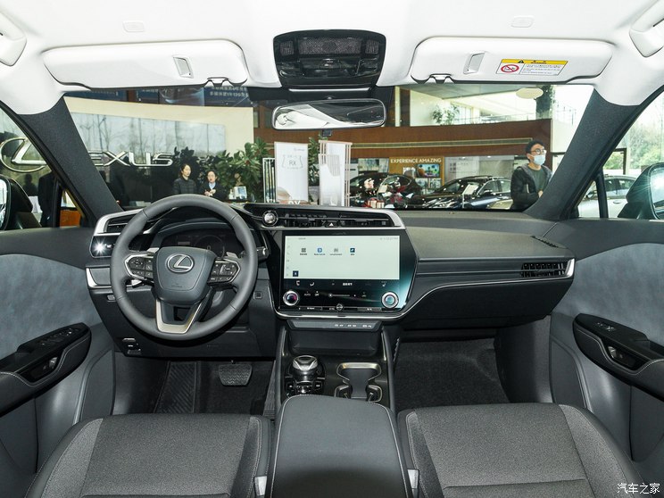 雷克萨斯 雷克萨斯RZ 2023款 450e 四驱纵行版 雷克萨斯 雷克萨斯RZ 2023款 450e 四驱纵行版