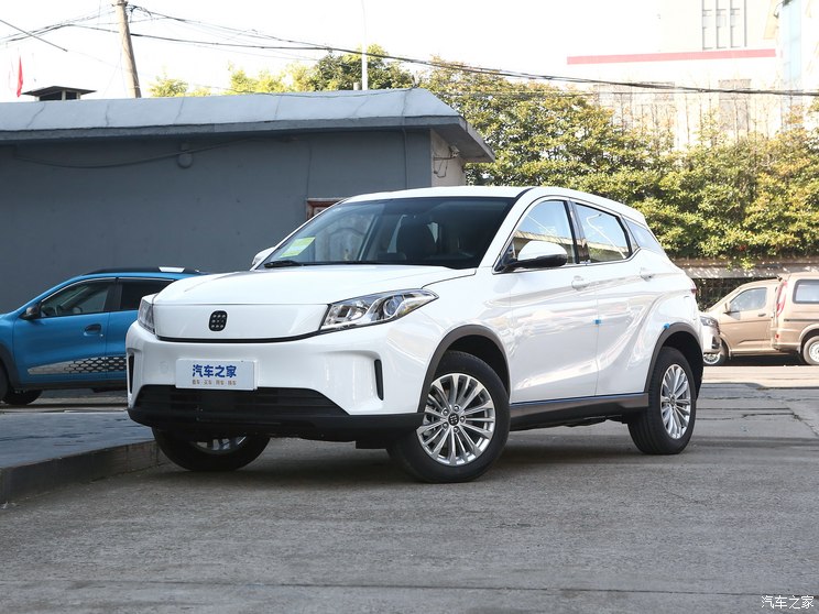 赛力斯蓝电 蓝电E3 2023款 405km 舒适版 赛力斯蓝电 蓝电E3 2023款 405km 舒适版