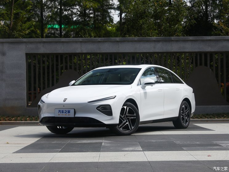 上汽集团 荣威D7 2023款 EV 610km 后驱旗舰版 上汽集团 荣威D7 2023款 EV 610km 后驱旗舰版