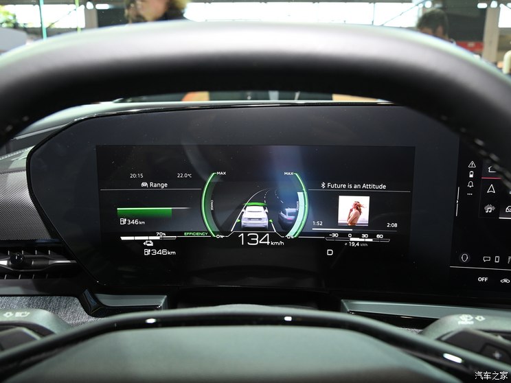 奥迪(进口) 奥迪Q6 e-tron 2023款 基本型 奥迪(进口) 奥迪Q6 e-tron 2023款 基本型