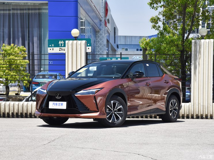 雷克萨斯 雷克萨斯RZ 2023款 450e 四驱纵享版 雷克萨斯 雷克萨斯RZ 2023款 450e 四驱纵享版