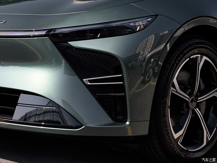 星途 星纪元 ES 2023款 Max长续航版 星途 星纪元 ES 2023款 Max长续航版