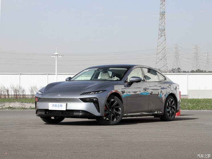 东风乘用车 eπ 007 2023款 低配版 东风乘用车 eπ 007 2023款 低配版