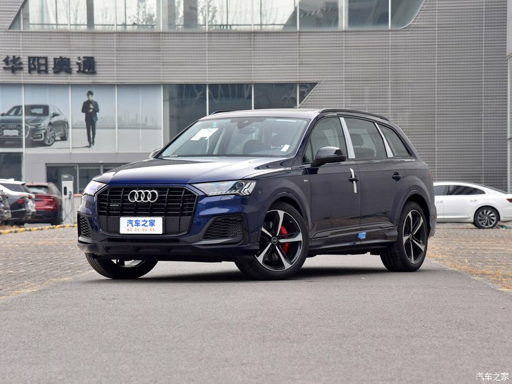 奥迪(进口) 奥迪Q7 2023款 55 TFSI quattro S line运动型