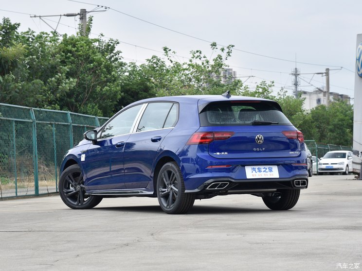 一汽-大众 高尔夫 2023款 改款 280TSI DSG R-Line Lite 一汽-大众 高尔夫 2023款 改款 280TSI DSG R-Line Lite