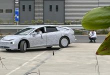 纯电中大型车 小鹏全新轿车路试谍照-深圳汽车网