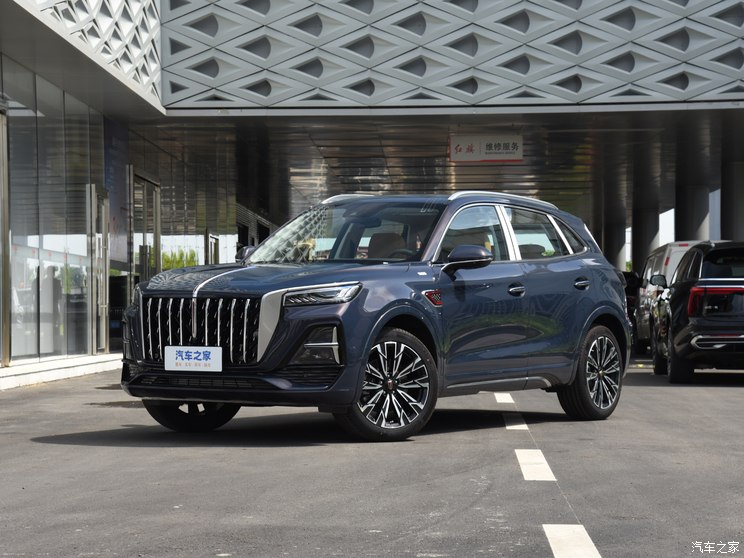 一汽红旗 红旗HS5 2023款 2.0T 四驱旗享Pro版 一汽红旗 红旗HS5 2023款 2.0T 四驱旗享Pro版