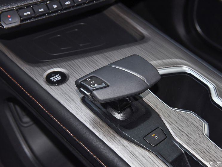 长安汽车 长安X7 PLUS 2024款 基本型 长安汽车 长安X7 PLUS 2024款 基本型