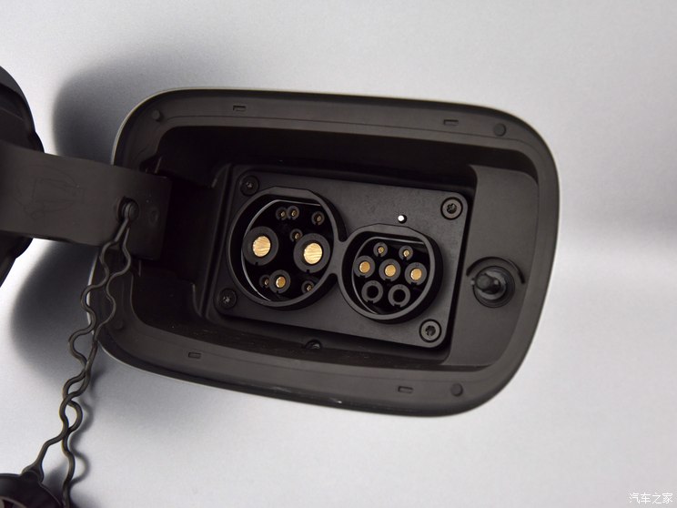 长城汽车 坦克700新能源 2024款 Hi4-T 极境版 长城汽车 坦克700新能源 2024款 Hi4-T 极境版