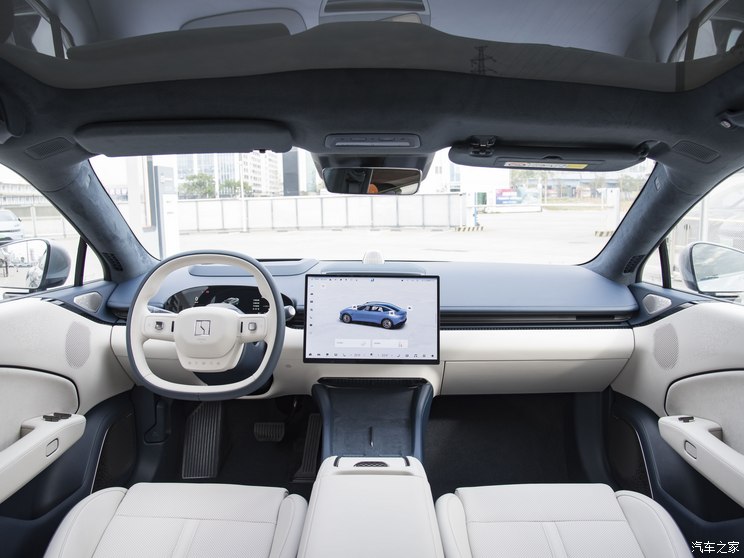 极氪 极氪007 2024款 后驱智驾版 100kWh 极氪 极氪007 2024款 后驱智驾版 100kWh