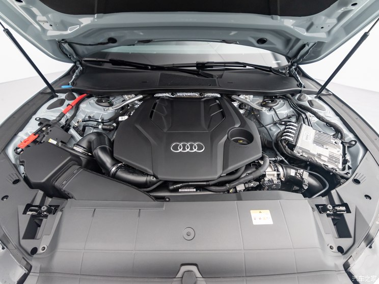 上汽奥迪 奥迪A7L 2024款 55 TFSI quattro RS 套件竞速版 上汽奥迪 奥迪A7L 2024款 55 TFSI quattro RS 套件竞速版