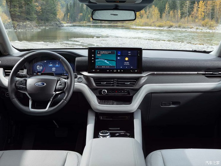 福特(进口) 探险者(进口) 2024款 基本型 福特(进口) 探险者(进口) 2024款 基本型