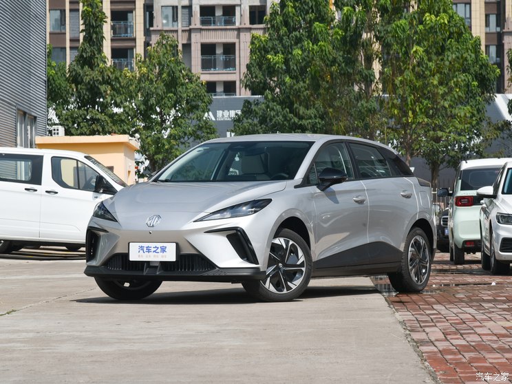 上汽集团 MG4 EV 2023款 415km 出海冠军版 上汽集团 MG4 EV 2023款 415km 出海冠军版