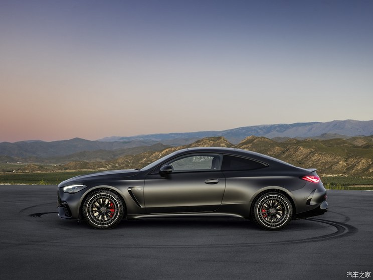 梅赛德斯-AMG 奔驰CLE AMG 2024款 AMG CLE 53 4MATIC+ Coupe 梅赛德斯-AMG 奔驰CLE AMG 2024款 AMG CLE 53 4MATIC+ Coupe