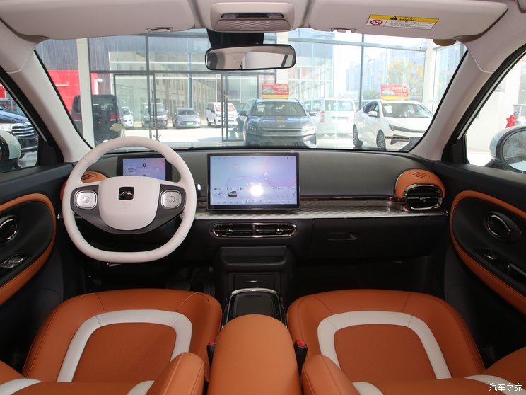 江汽集团 钇为3 2023款 405km Air 江汽集团 钇为3 2023款 405km Air