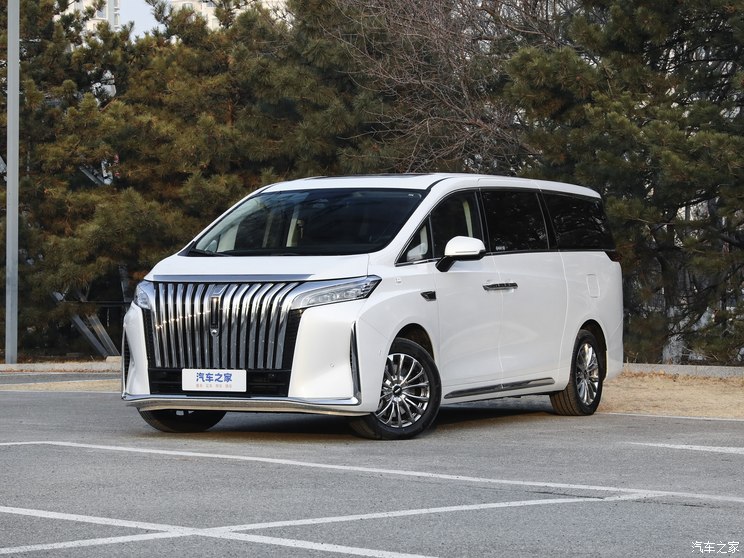 长城汽车 魏牌 高山 2024款 四驱行政加长版 长城汽车 魏牌 高山 2024款 四驱行政加长版