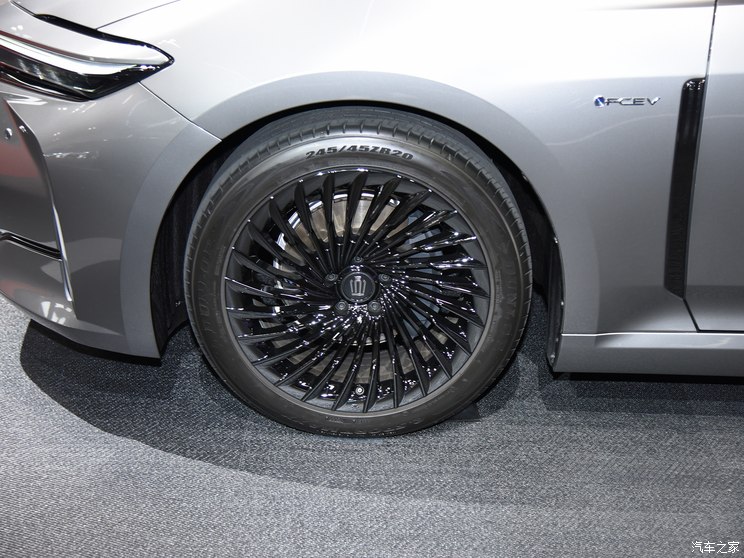 丰田(进口) 皇冠(进口) 2024款 Sedan 日本版 丰田(进口) 皇冠(进口) 2024款 Sedan 日本版