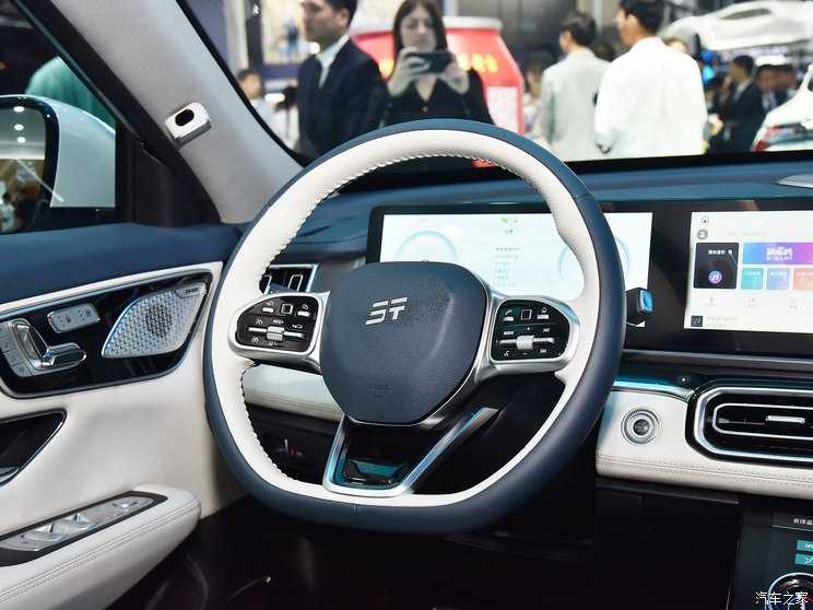 奇瑞汽车 捷途山海L7 2024款 基本型 奇瑞汽车 捷途山海L7 2024款 基本型