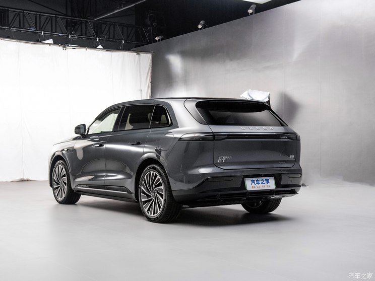 星途 星纪元 ET 2024款 纯电 655 Ultra 星途 星纪元 ET 2024款 纯电 655 Ultra