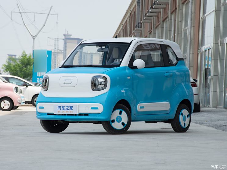 一汽奔腾 奔腾小马 2024款 122km 萌趣马 一汽奔腾 奔腾小马 2024款 122km 萌趣马