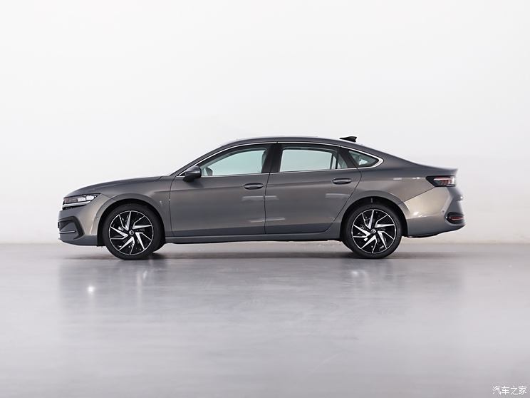 一汽-大众 迈腾 2024款 380TSI DSG套件版 一汽-大众 迈腾 2024款 380TSI DSG套件版