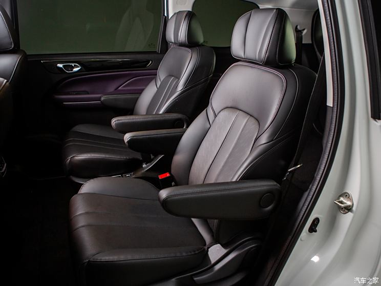 广汽乘用车 传祺M6 MAX 2024款 高配版 广汽乘用车 传祺M6 MAX 2024款 高配版