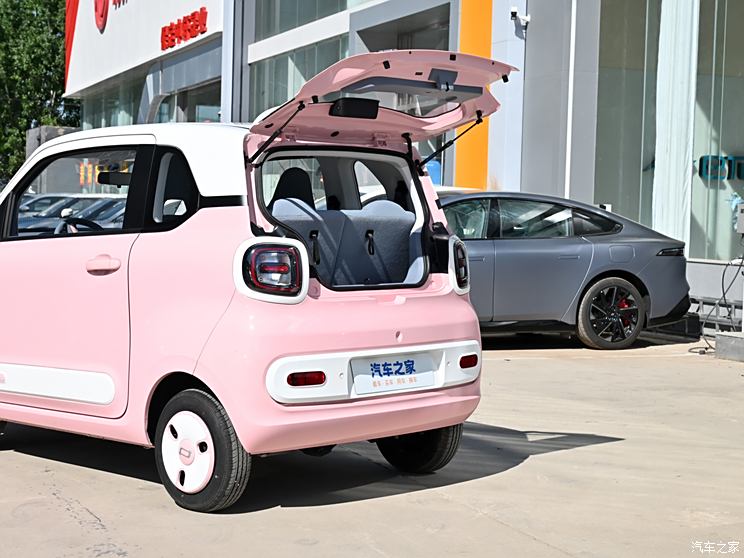 一汽奔腾 奔腾小马 2024款 170km 元气马 一汽奔腾 奔腾小马 2024款 170km 元气马