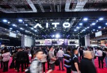 大定超5万台,车展被围观抢拍,“全能车王”问界M8为什么这么火?-深圳汽车网